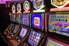 Tampilan permainan Fortune Tiger dengan grid simbol dan fitur cluster wins